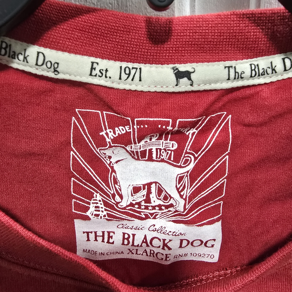 The Black Dog Red T-Shirt with Black Graphic - Picture 3 of 3